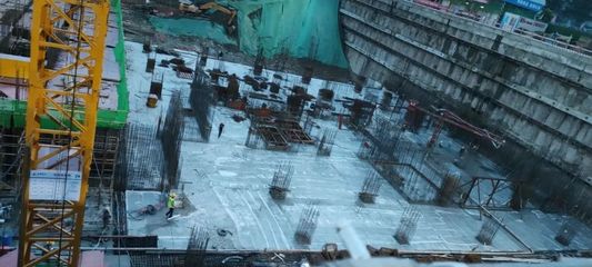 成都第六医院金牛院区项目地下室基础24-35/A-R轴大体积砼浇筑完成